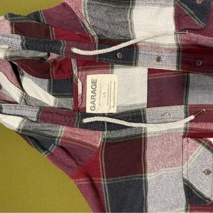 Garage “boyfriend fit” flannel